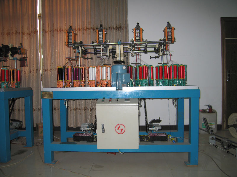 elastic lace braiding machine