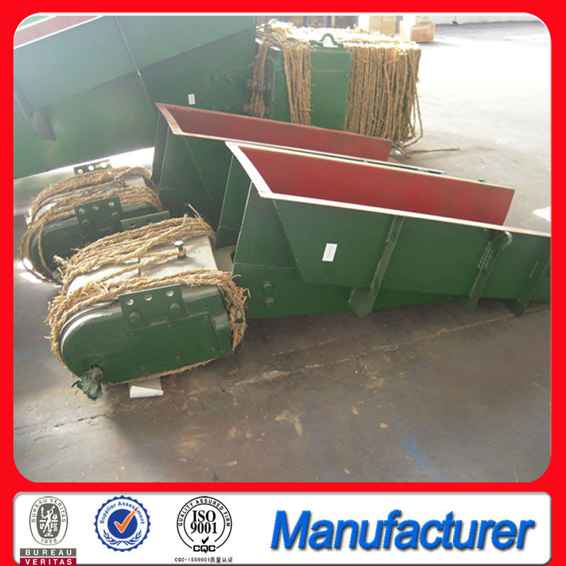 Electromagnetic vibrating feeder for batching