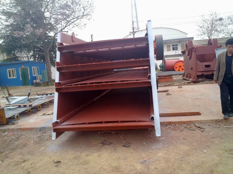 electromagnetic vibrating screen