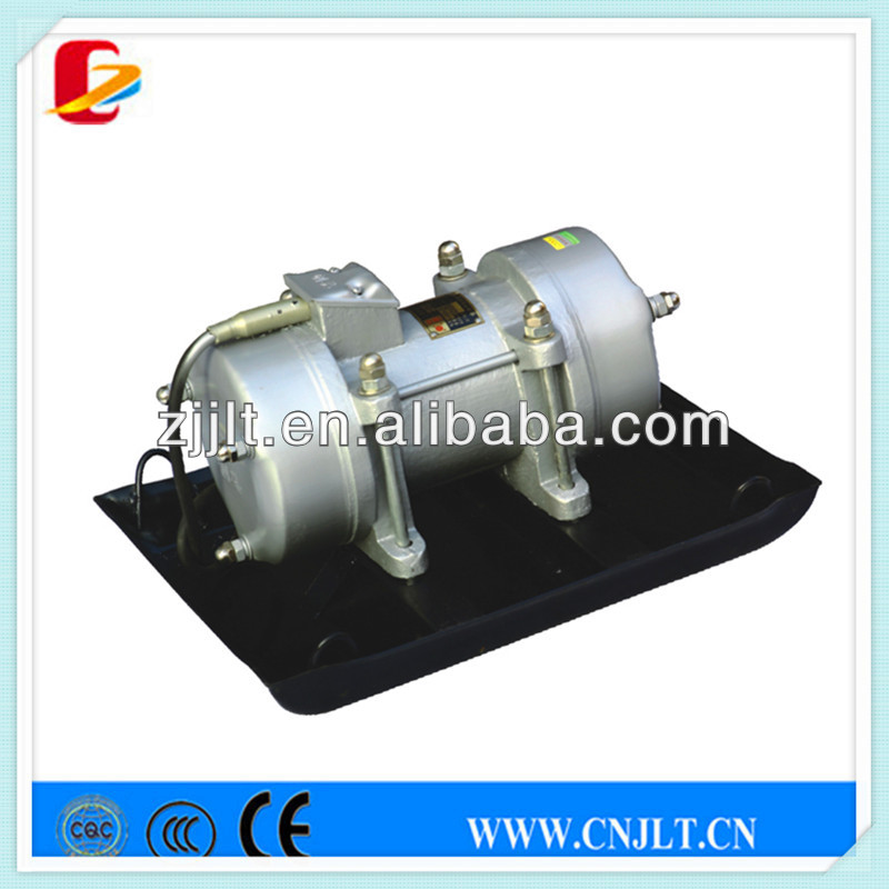 external concrete vibrator with baseplate