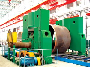 Extra-Big upper roller universal-type rolling machine