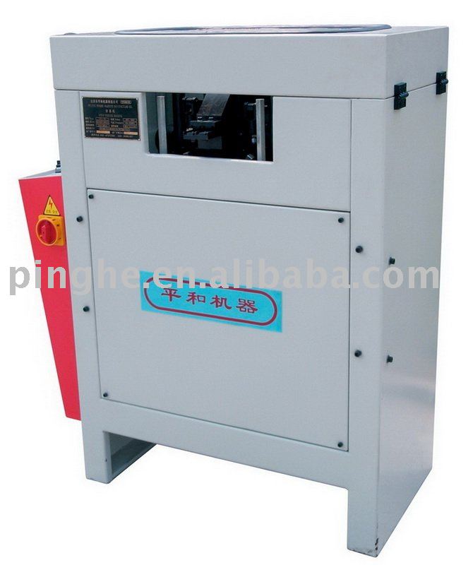 Extrusion Machine for Thermal Break Nylon Strip Feeding