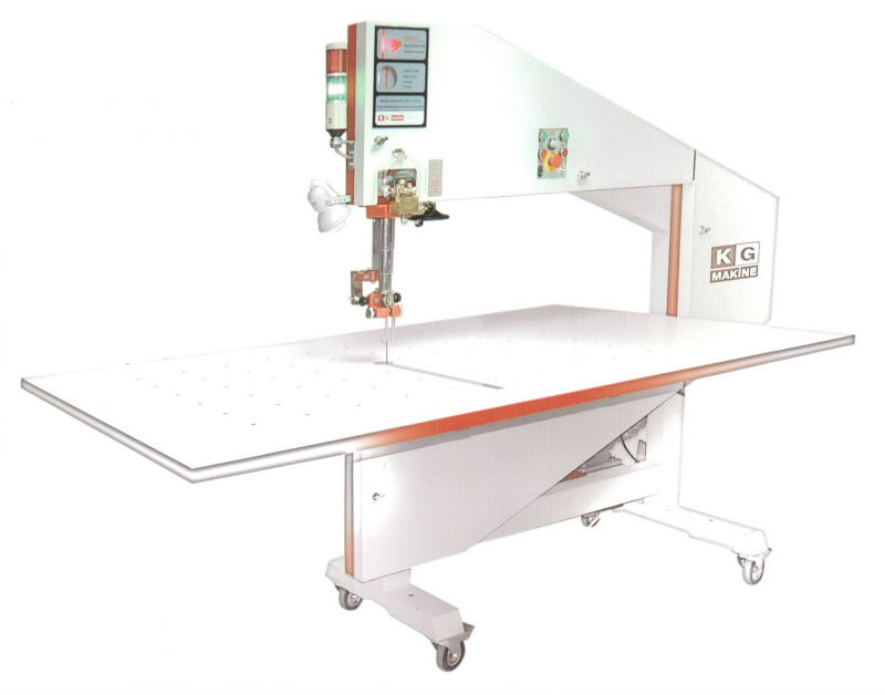 FABRIC CUTTER FOR GARMENT PRODUCTION