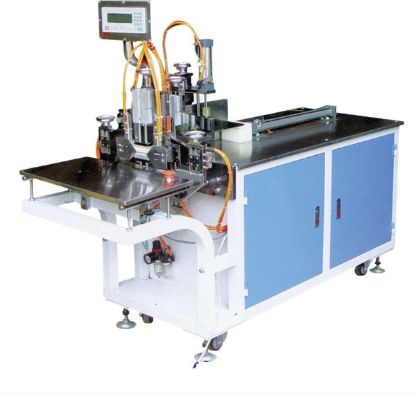 Face Tissue Bagging and Sealing Machine