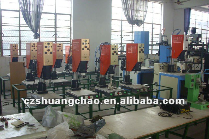 Factory supplier ultrasonic plastic welder machine