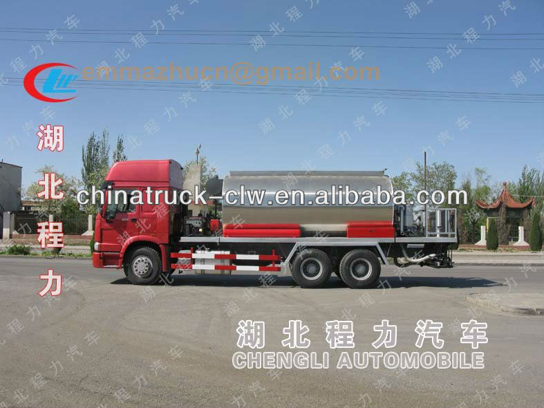 Famous brand Sinotuck HOWO 12cbm asphalt distribution truck for sales