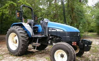 Farm Tractor New Holland TL80