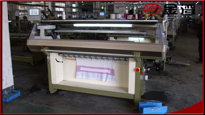 Flat kniting machine