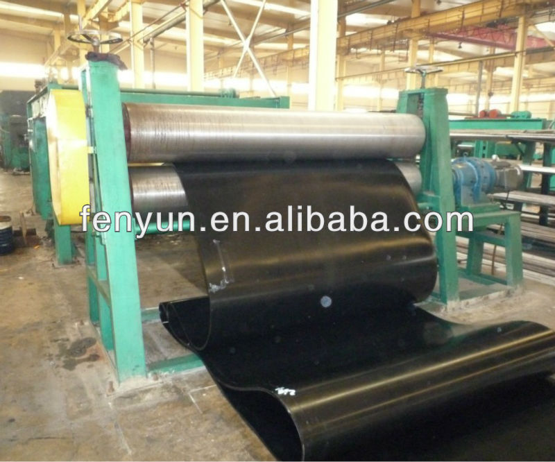 Flat rubber vulcanizing machine