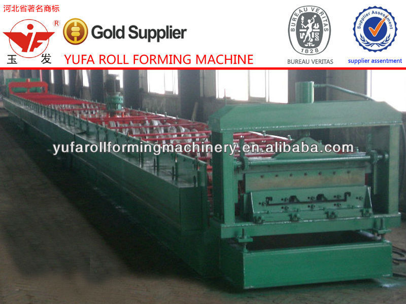 floor carrier plate roll forming machine