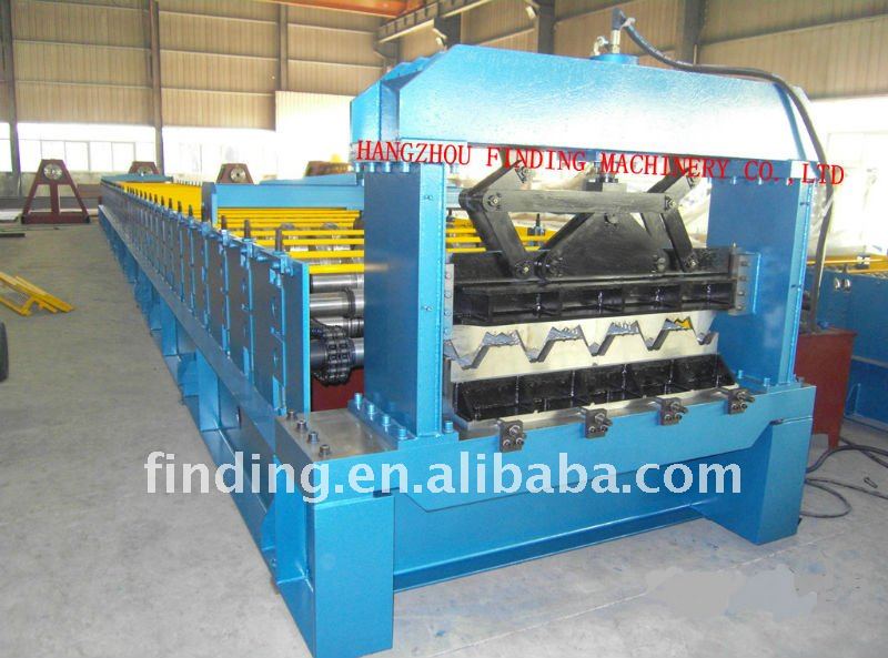 Floor decking forming machine