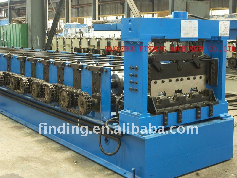 Floor forming machine