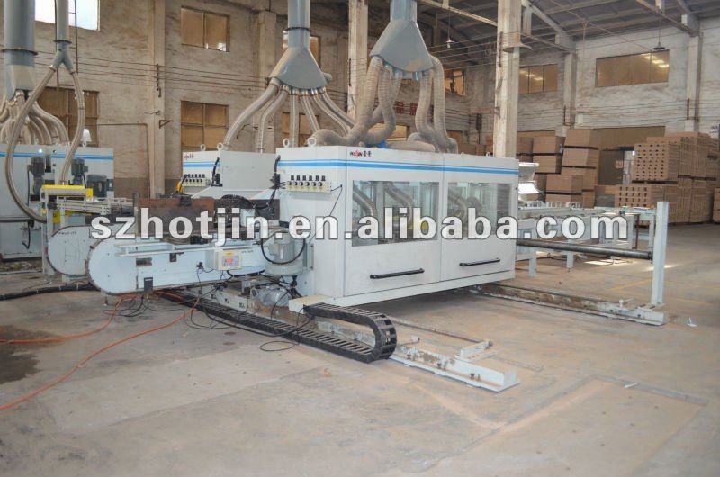 Flooring machine