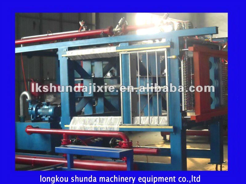 Foam box forming machine