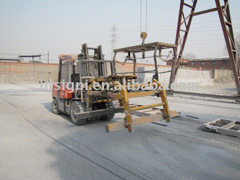 Forklift with car for AAC Block