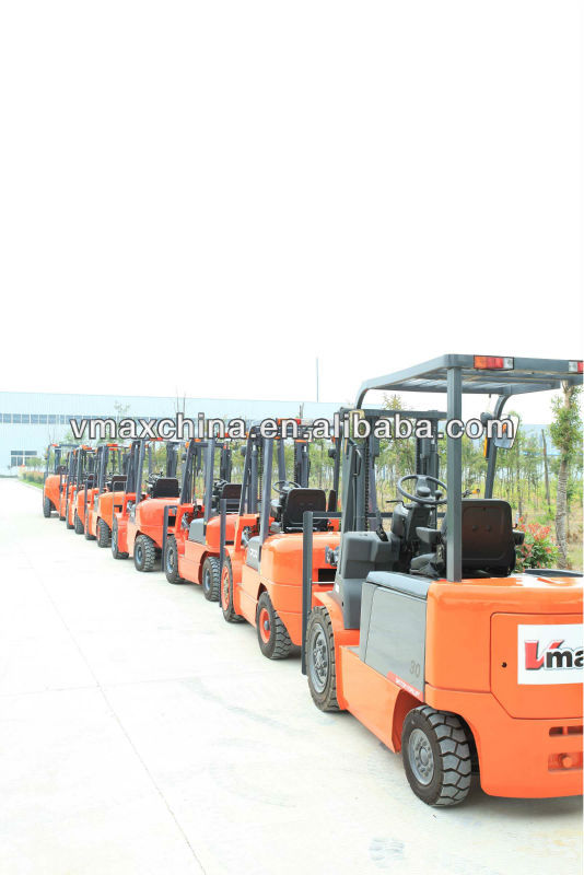 forklift with Isuzu machine