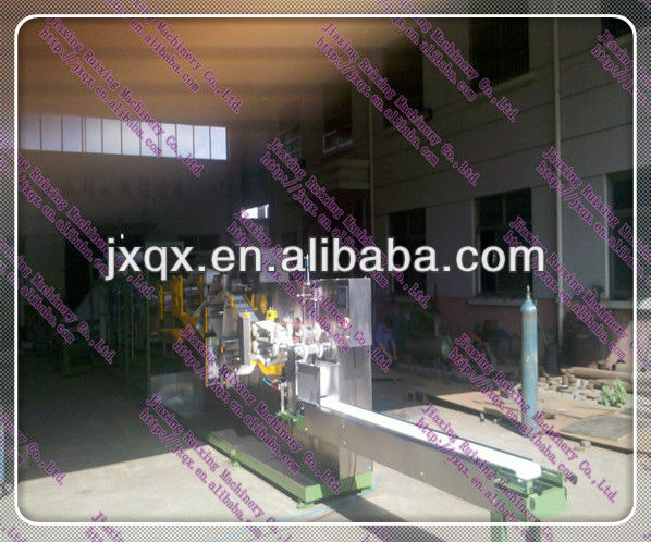 full automatic nonwoven bedsheet folding machine(QX-G2)