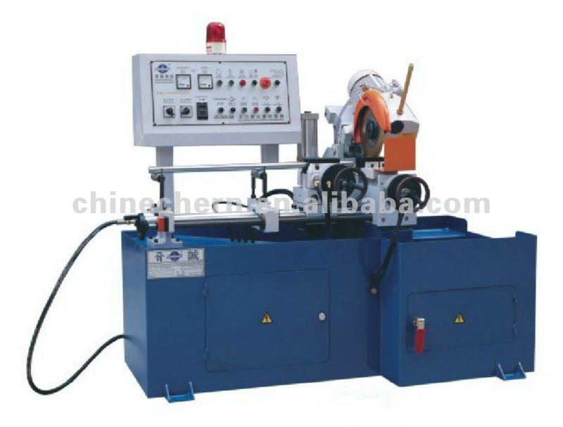 Full-automatic pipe cutting machine