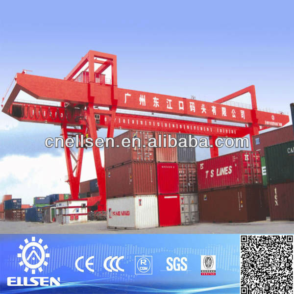 Gantry crane for concrete plate yard