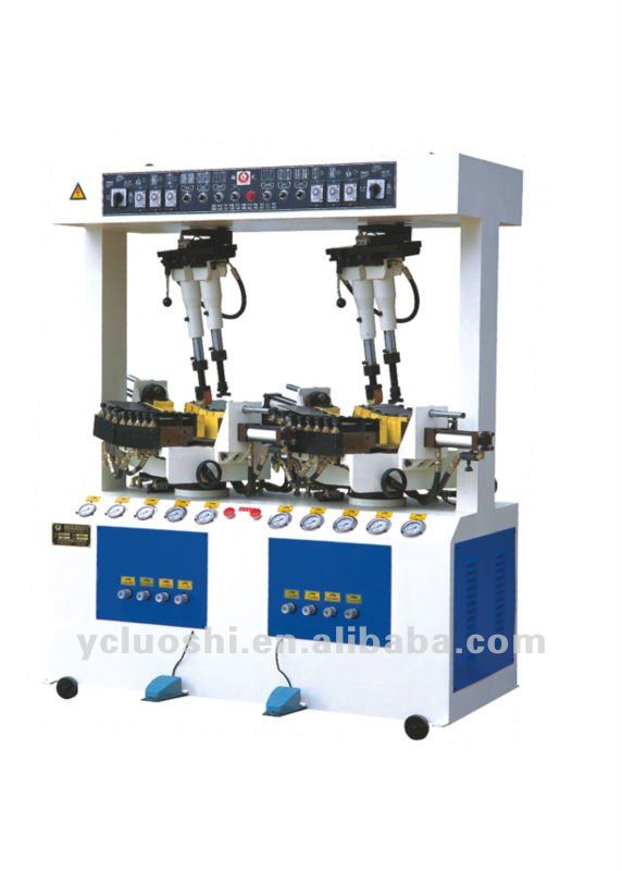 Gantry type oil hrdraulic shoe sole pressers