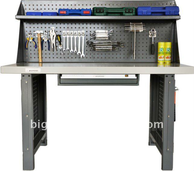 Garage Fitter workbench