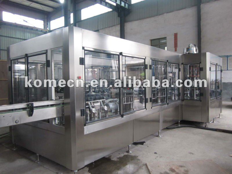 Glass bottle hot filling machine