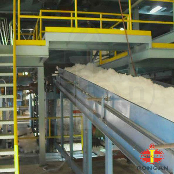 Glass wool collecting machine