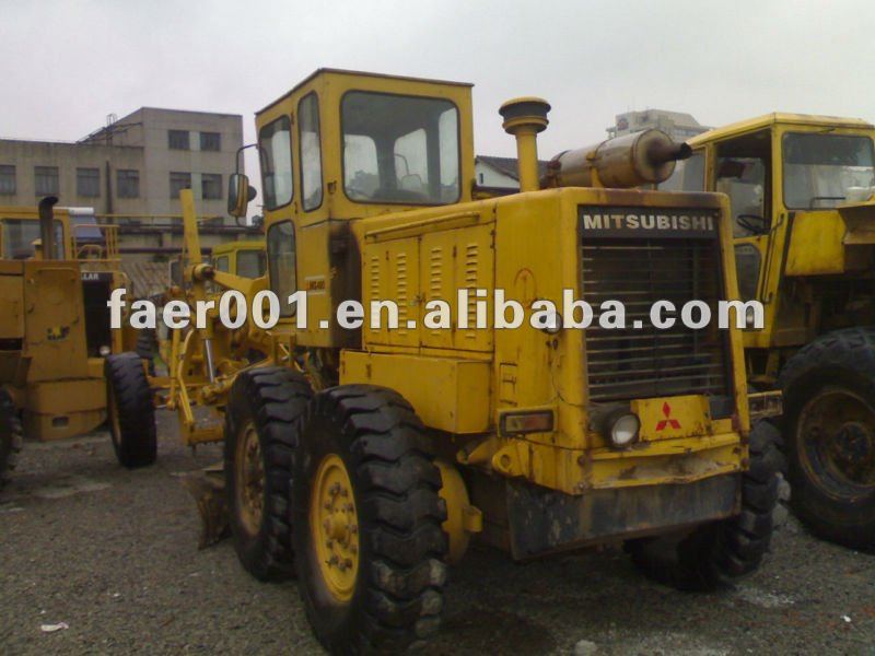 good condition mitsubish grader underselling