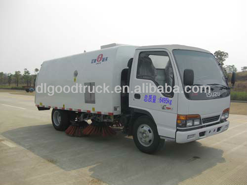 Good quality ISUZU 100P road sweeper truck