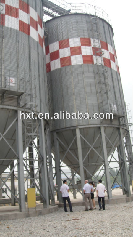 grain silo for seeds with hopper bottom