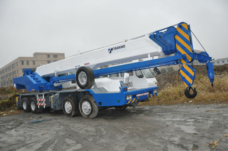 GT650E truck mobile crane used TADANO Japan