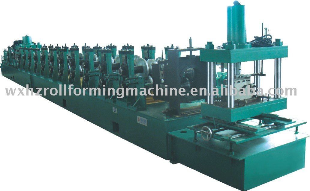 Guard rails roll forming machine