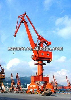 Harbor portal slewing gantry crane