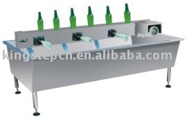 Heads rail-mounted bottle brush filling machine