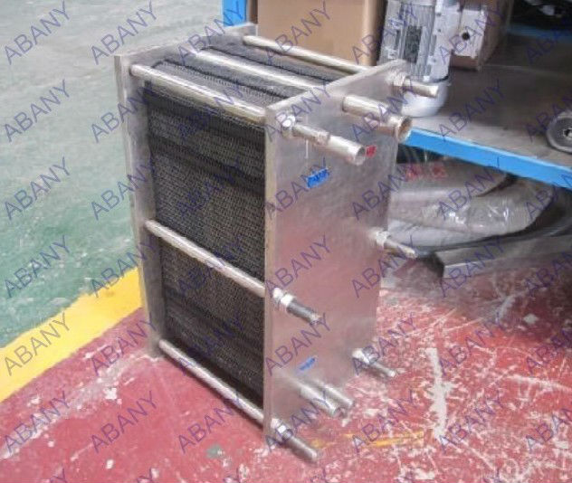 Heat exchanger/wort chiller/cooling chiller for brewhouse