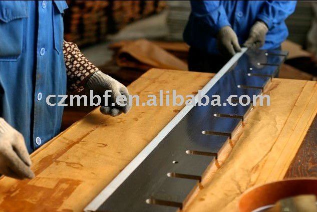 High alloy steel wood veneer knives