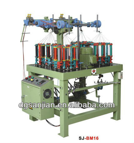 High speed braiding machine