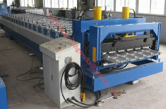 High Speed Hydraulic Driving 950 Manglorian Tile Roll Forming Machines