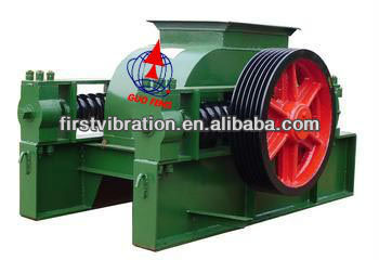 High-strength refractory material double roll crusher