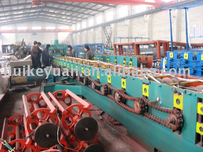 Highway roll forming machine