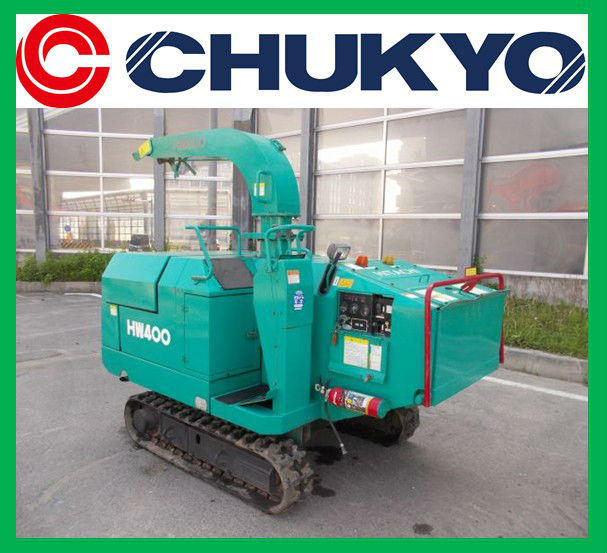 Hitachi HW 400 Used Wood Chips Making Machine in Japan / Small Wood Chipping , Rubber shoe