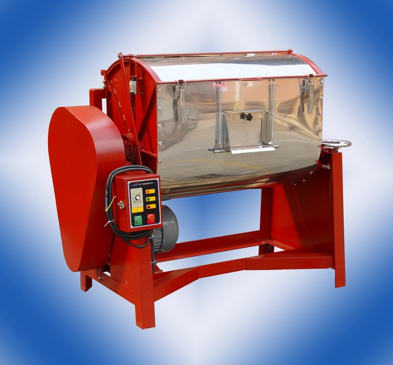 Horizontal mixer machine