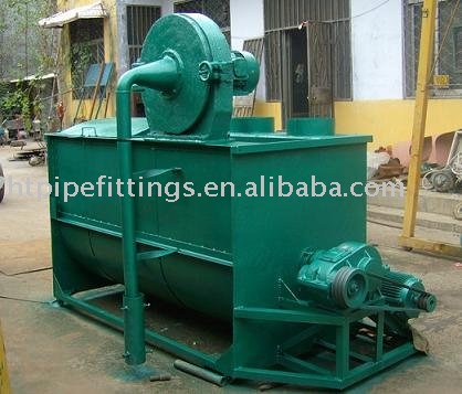 Horizontal self-priming crushing and mixing machine