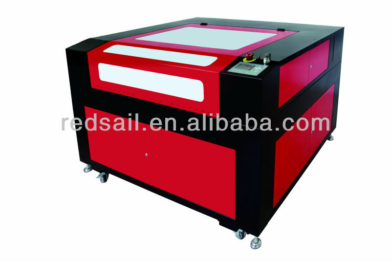 Hot sale Redsail Cloth and leather Laser Cutting/Engraving machining with rotary