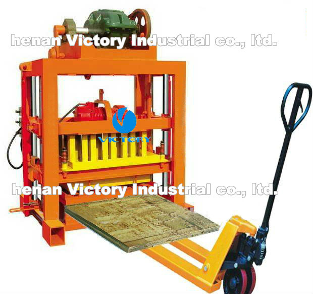 Hot Sell QTJ4-40 Concrete Hollow block making machine