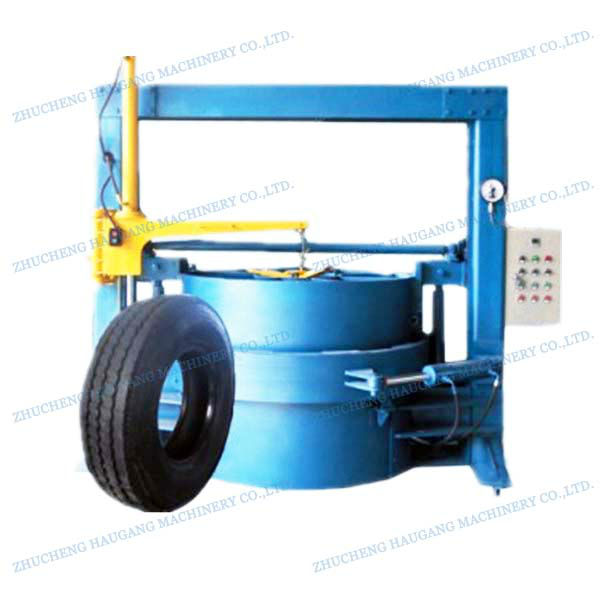 Hot tire segmented vulcanizing / retreading machine