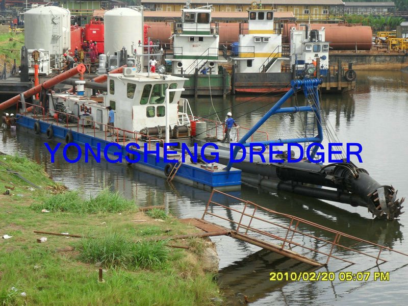 hydraulic cutter suction dredger