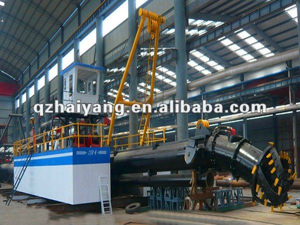 hydraulic cutter suction dredging ship