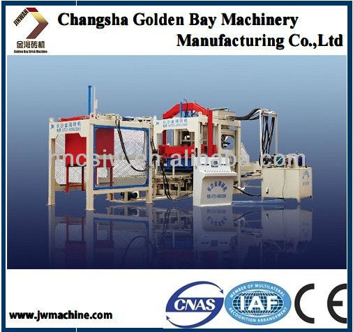 Hydraulic drive automatic brick making machine