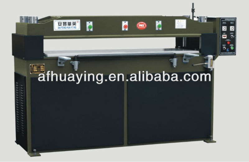 Hydraulic pressure die paperboard cutting machine